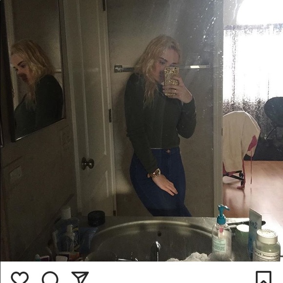 Super cute crop top sweater - Picture 5 of 5